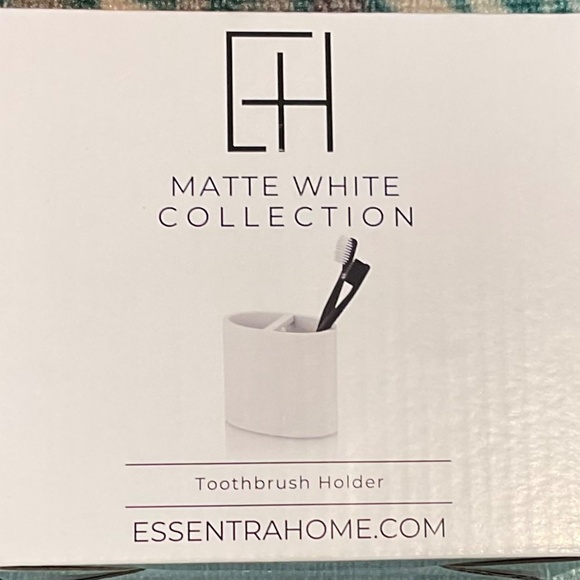 Essentra Hone Matte White Toothbrush Holder - Picture 3 of 3